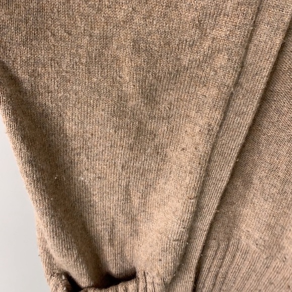 Aritzia Talula Cashmere Women’s Cardigan - Picture 5 of 9